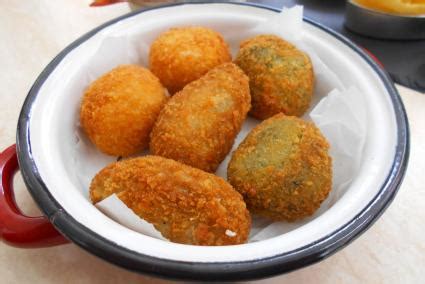 Spanish Food: Croquettes/ Croquetas Mallorca