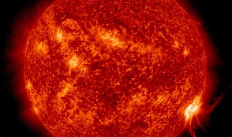 Earth to be hit by geomagnetic storm as scientists spot solar flare - Space News - News - Daily ...