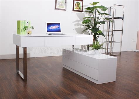 KD12 Modern Office Desk by J&M in White Lacquer