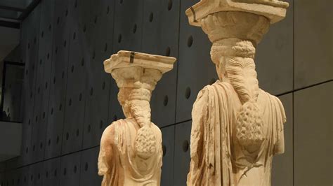 Acropolis Museum Tour in Dutch or in German - skip the line service ...