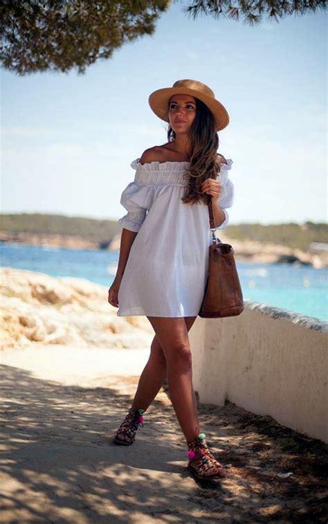 40 Beach Outfit Ideas to wear this Summer