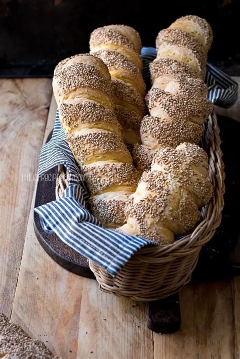 Semolina Bread (Easy & Delicious) : Italian Recipe Book