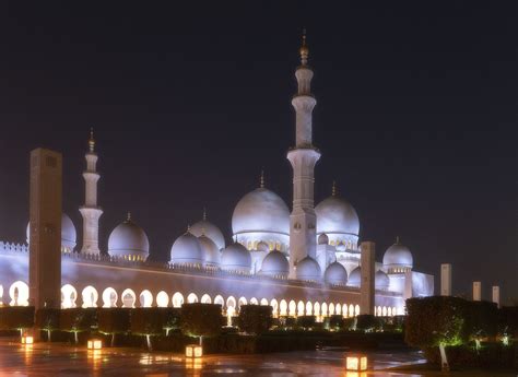 2018-05-10 SHEIKH ZAYED MOSQUE IN THE NIGHT - heyyouphoto.com