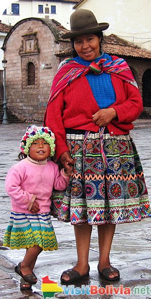 Traditional dress | Bolivian clothing, Traditional outfits, Traditional ...