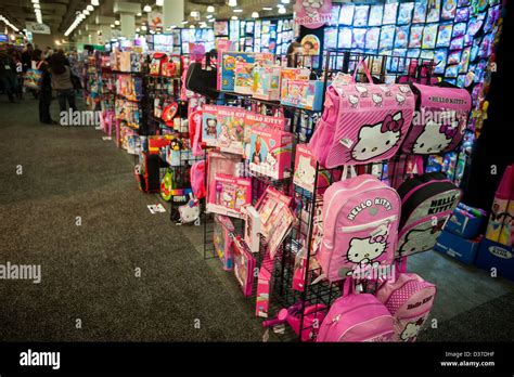 Hello kitty merchandise on display hi-res stock photography and images ...