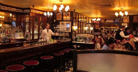 Minetta Tavern Is A Restaurant Where You Want To Sit At The Bar | VinePair