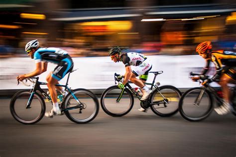 Sprint Cycling Picture | Cycling race, Cycling pictures, Competitive cycling