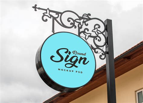 Free Vintage Round Signboard Mockup PSD - Good Mockups