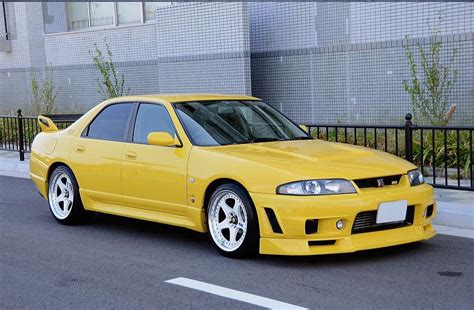 Four Door Autech R33 GT-R 40th Anniversary - Nissan Skyline GT-R s and GTR Information