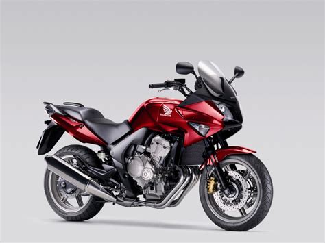 HONDA CBF600 - Review and photos