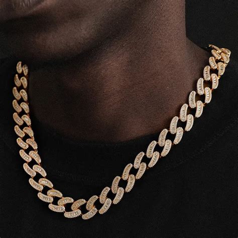 Gold Hip Hop Chain & Why do Rappers wear it?