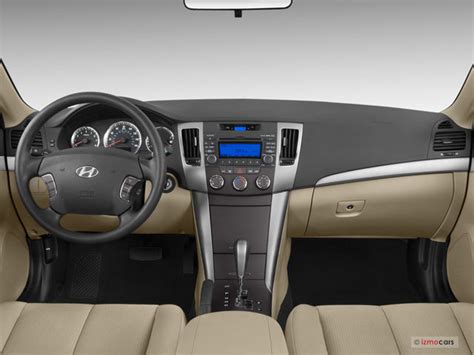 2010 Hyundai Sonata: 11 Interior Photos | U.S. News