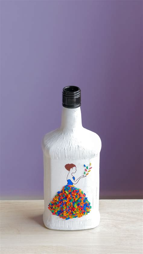 Bottle Art - using rice | Bottle art, Glass bottles art, Hand painted wine bottles