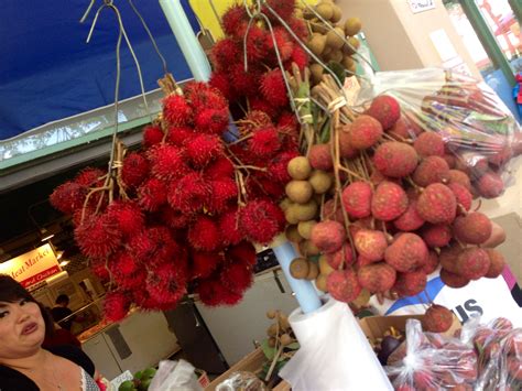 Lychee | Farmers market, Lychee, Fruit