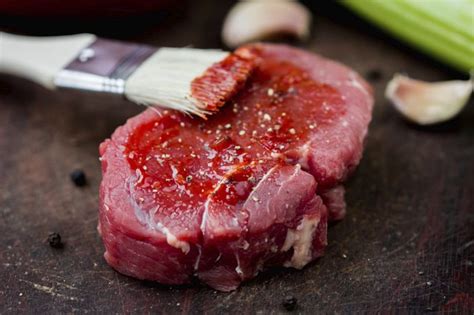 How to Grill Shell Steak to Perfection | livestrong