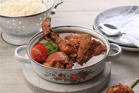 Bumbu Semur Ayam Resep Dengan Kuah Nikmat dan Meresap