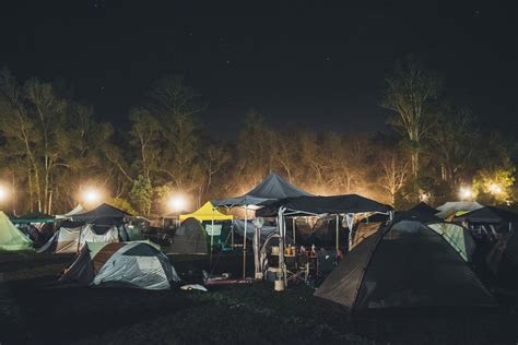 THE ULTIMATE MUSIC FESTIVAL CAMPING LIST | Festival Essentials