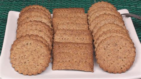 Whole Wheat Crackers Recipe - The Bread Kitchen