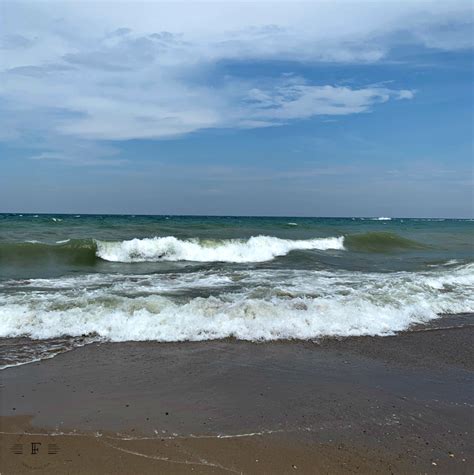 Beaches, Burgers, & Boats in Kenosha, Wisconsin - Flint & Co