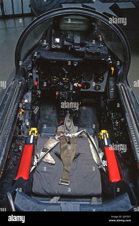 F-86 Super Sabre cockpit Stock Photo - Alamy