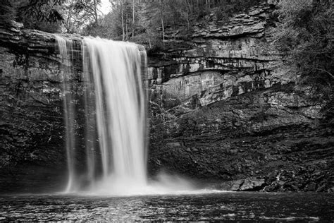 Dramatic black and white photographs of waterfalls – Keith Dotson Photography