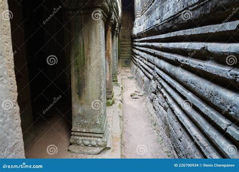 Angkor Wat Temple stock photo. Image of wall, architecture - 220700934