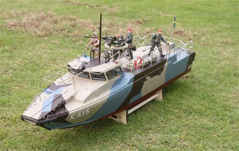 RC HUGE READY TO RUN CB 90 RIVERINE COMMAND ASSAULT BOAT US NAVY – WITH TWIN ELECTRIC JET DRIVES ...