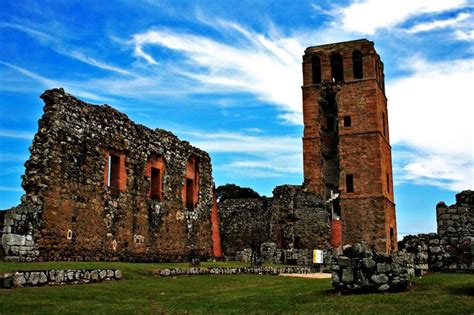 Archaeological Site of Panama Viejo and Historic District of Panama | Series 'Famous UNESCO ...