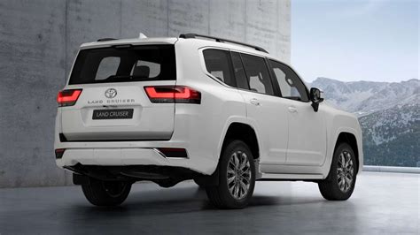 2022 Toyota Land Cruiser LC300: Lighter, More Powerful and Modern | AutoDrift.ae