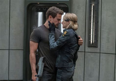 Divergent Tris and Four GIFs | POPSUGAR Entertainment