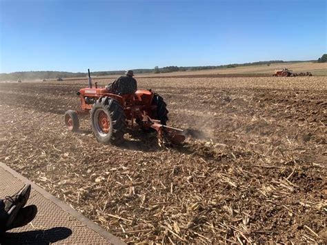 PHOTOS – 2022 Hal Fennel Memorial Tractor Plow Day | WPKY