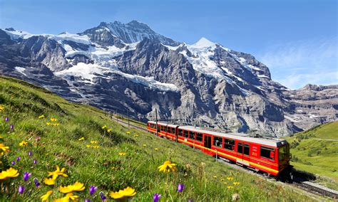 Switzerland scenery train - rightnex