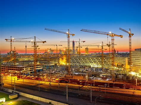 Liebherr Tower Cranes Handle Steel on the Austria Campus ⋆ Crane Network News