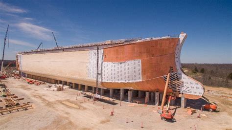 Massive Full-Scale Version of Noah's Ark Comes to Life in Kentucky - ABC News