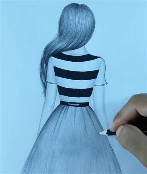 Girl back side pencil sketch | Girl sketch, Art drawings beautiful, Drawings