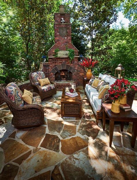 40 Best Flagstone Patio Ideas with Fire Pit - Hardscape Designs