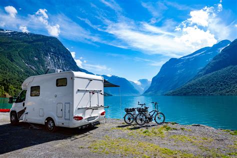 Vacanze in Camper o in Roulotte: Cosa Fare Prima di Partire