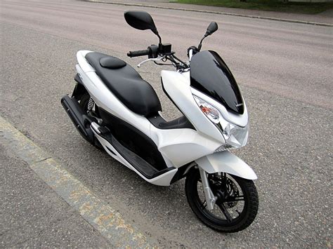 HONDA PCX - specs, photos, videos and more on TopWorldMoto