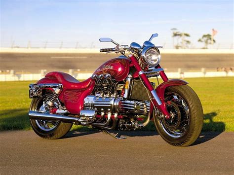 Custom Honda Valkyrie Motorcycles: 6-cylinder Showdown | Motorcycle Cruiser | Honda valkyrie ...