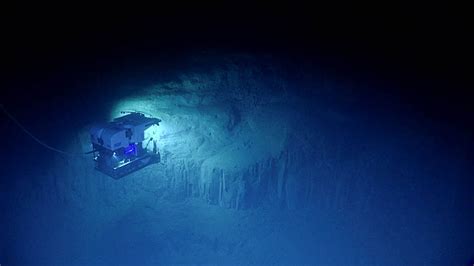 How Deep Is The Deepest Part Of Ocean Floor | Viewfloor.co