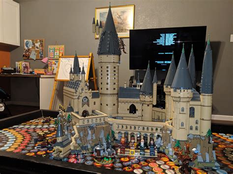 Took 12 days but I finally finished the Lego Hogwarts Castle. : r ...