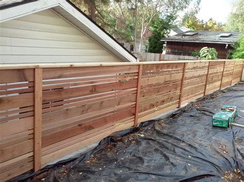 horizontal wood fence designs pictures - Is a Horizontal Fence Right For You? (Here Are Some ...