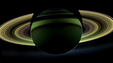 NASA's Cassini shows off its greatest Saturn images - CNET