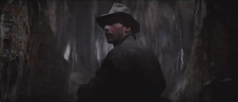 Raiders Of The Lost Ark GIF - HarrisonFord RaidersOfTheLostArk IndianaJones - Discover & Share GIFs