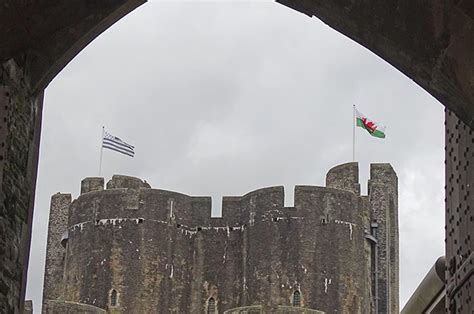 Breton flag flies over Caerphilly Castle