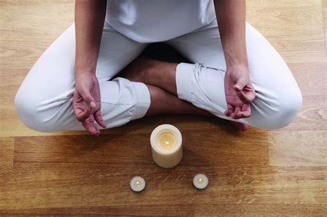 Candle gazing meditation | Om Yoga Magazine