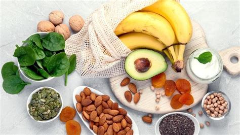 8 Magnesium-Rich Foods, According To Experts – Forbes Health