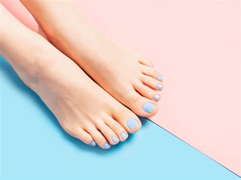 At-Home Pedicure: A Foolproof Guide To Salon-Worthy Toes | Chatelaine