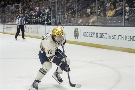 Notre Dame Hockey Beats Minnesota in Shootout - One Foot Down