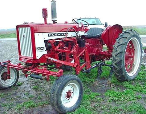 Image - McCormick Farmall 404 wide.jpg - Tractor & Construction Plant Wiki - The classic vehicle ...